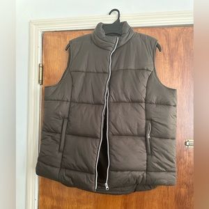 Plus Size Women’s Puffer Vest 3X